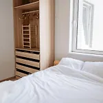 Prachtig Appartement Met Weids Uitzicht Op Aaa Locatie