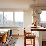 Zonnig Appartement Met Prachtig Uitzicht Op A+Locatie