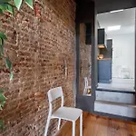 Two-Bedroom River Side Apartment In The Heart Of Antwerp