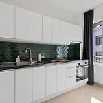 Central & Luminous Apartment