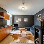 Docklands Apartments \'T Eilandje