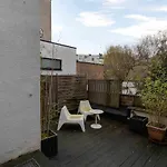 Stylish Suite With Private Patio, Perfect For 4