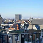 2Br Apartment Near Meir