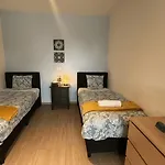 Oneluxstay Near Diamond District