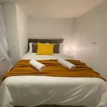 One Lux Stay Studio Basement Near Antwerp Central