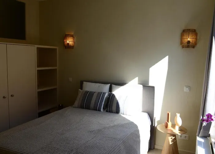 Downtown 2Bdr Apartment