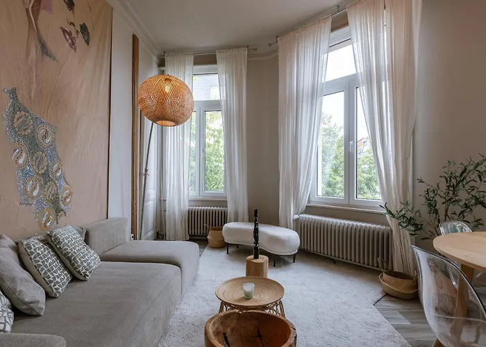 Huswell - Cozy Apartment In Antwerps Shopping District, Pets