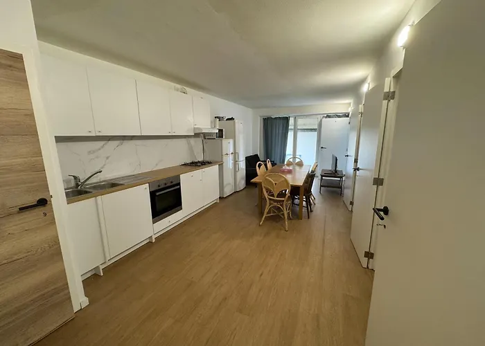 Ideal Apartment For Your Workers