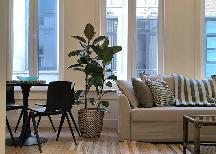 Charming Family Townhouse In Antwerp