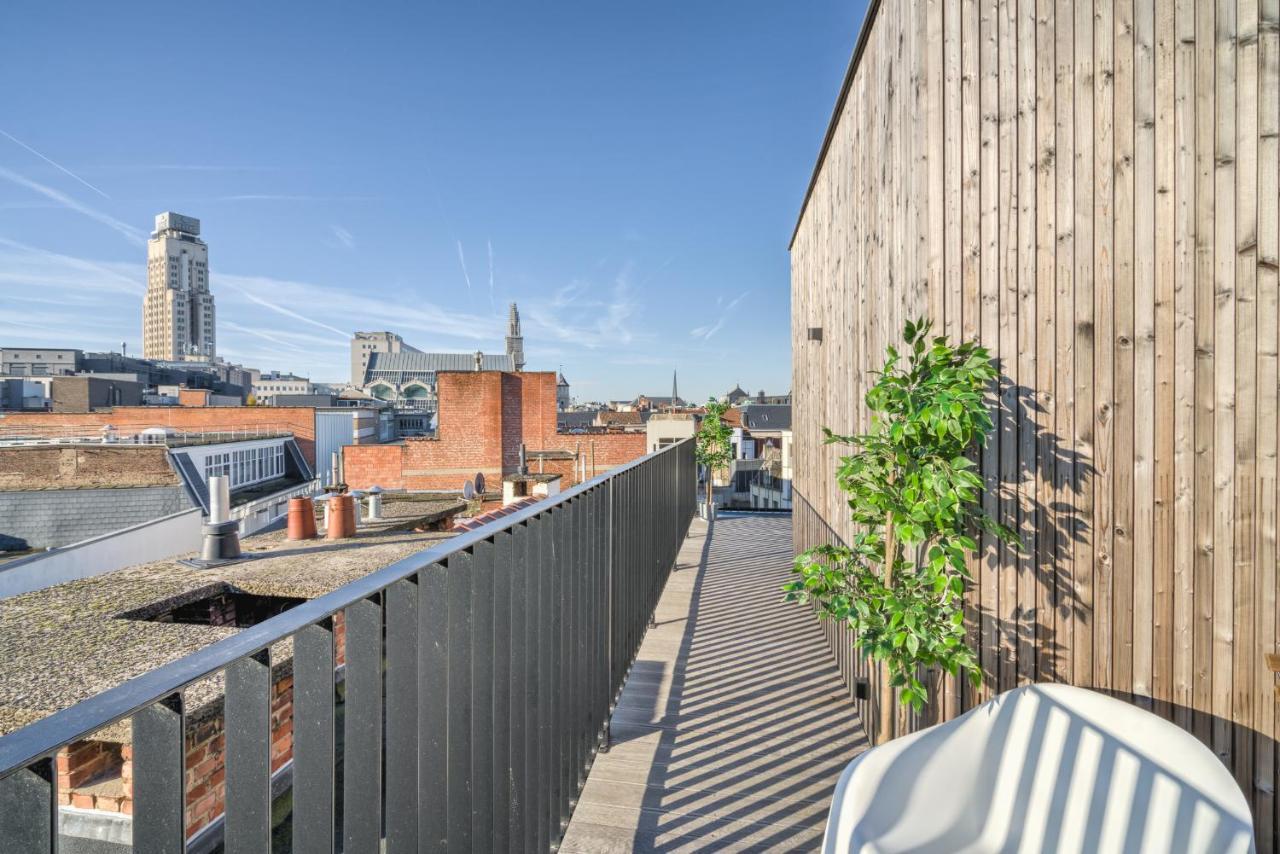 Appartement With Rooftop Terrace In The Heart Of