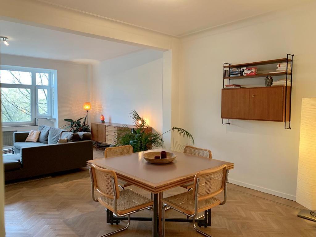 Apartment Art Deco With Park View