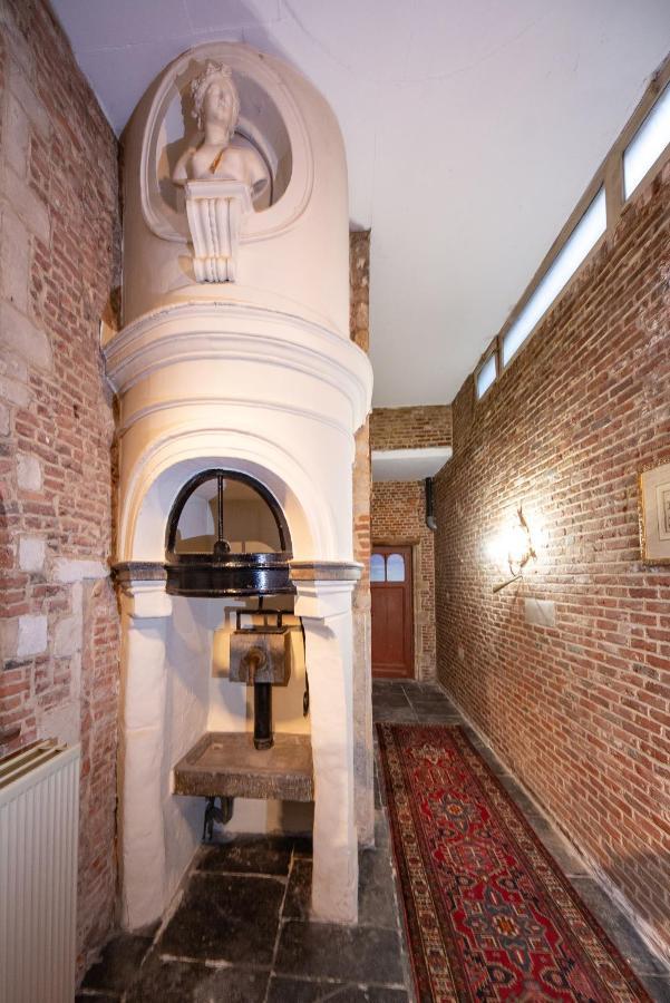 Hofmarkgraaf - Unique In Historic Mansion Apartment *
