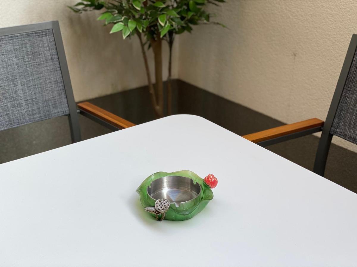 Modern Cozy With Backyard Accommodatie bij particulieren