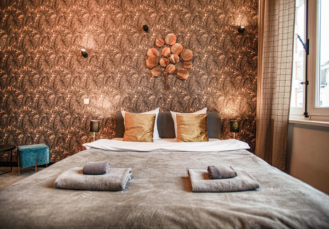 Luxury Historic Center By Rikas Appartement