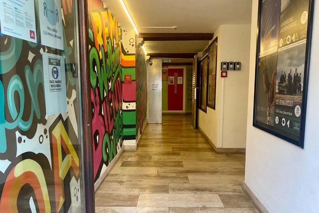 Antwerp City Hostel *