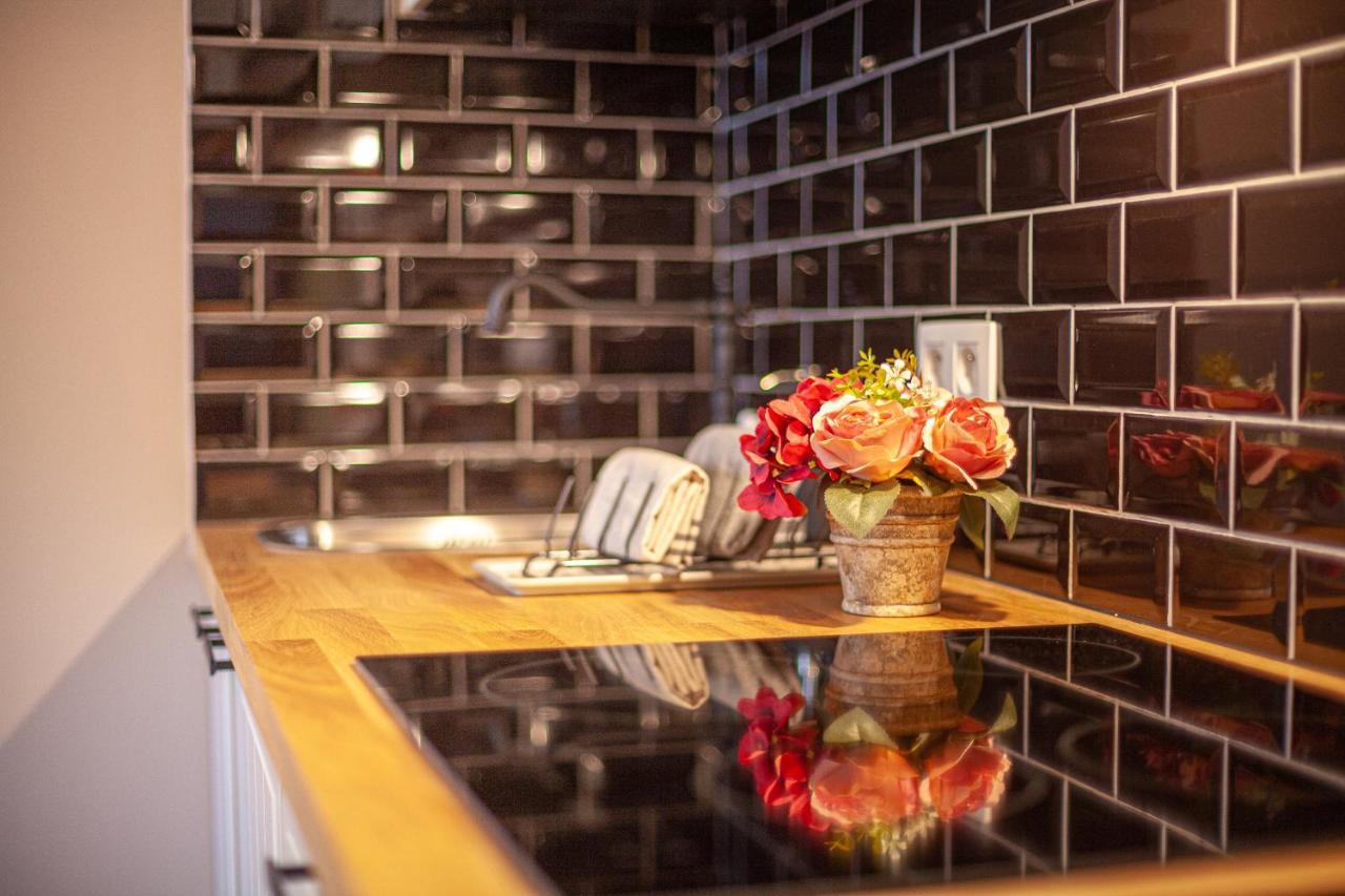 Luxury Suites Royal Apartment