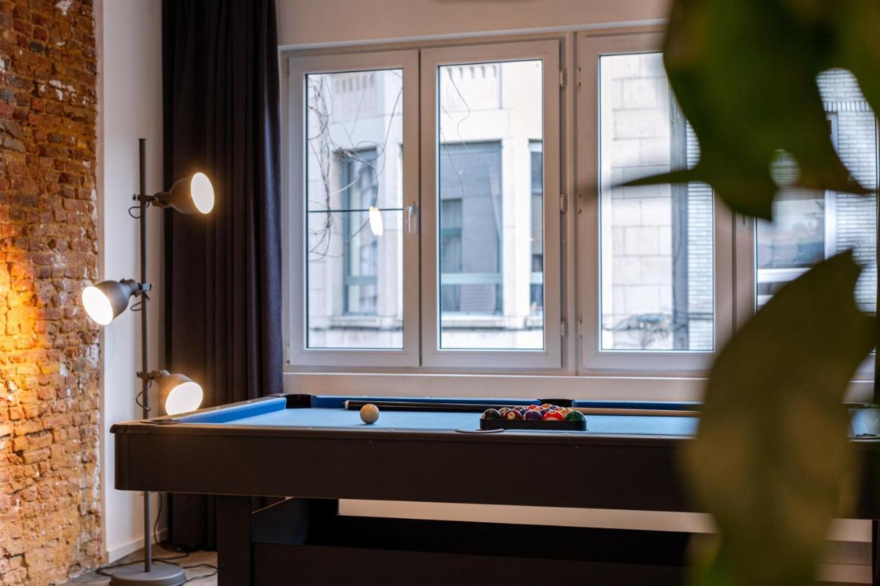 Modern And Spacious Apartment In Antwerpen For 4 Bedrooms Apartment