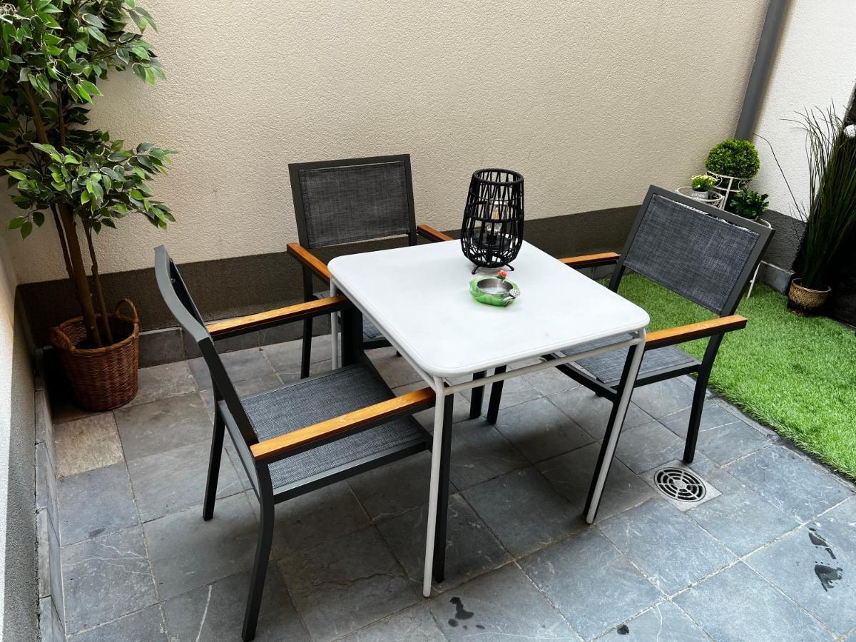 Homestay Modern Cozy With Backyard Antwerp