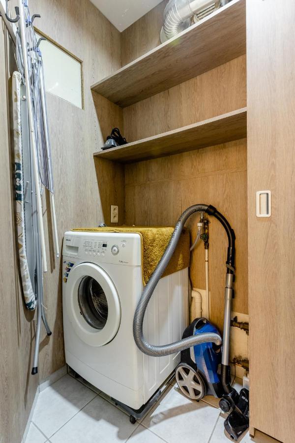Apartment Luxe With Parking & Garden In Wilrijk Antwerp
