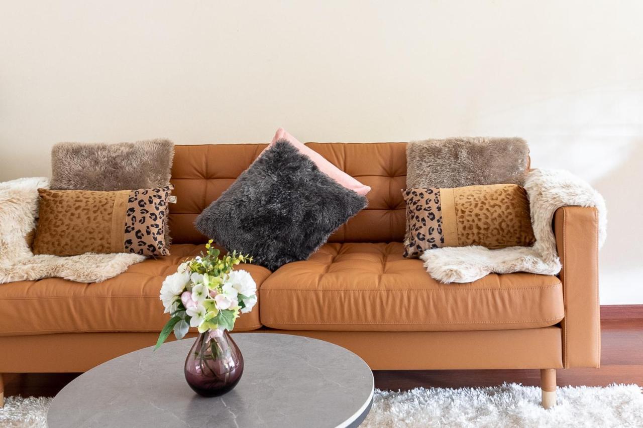 Luxe With Parking & Garden In Wilrijk Antwerp