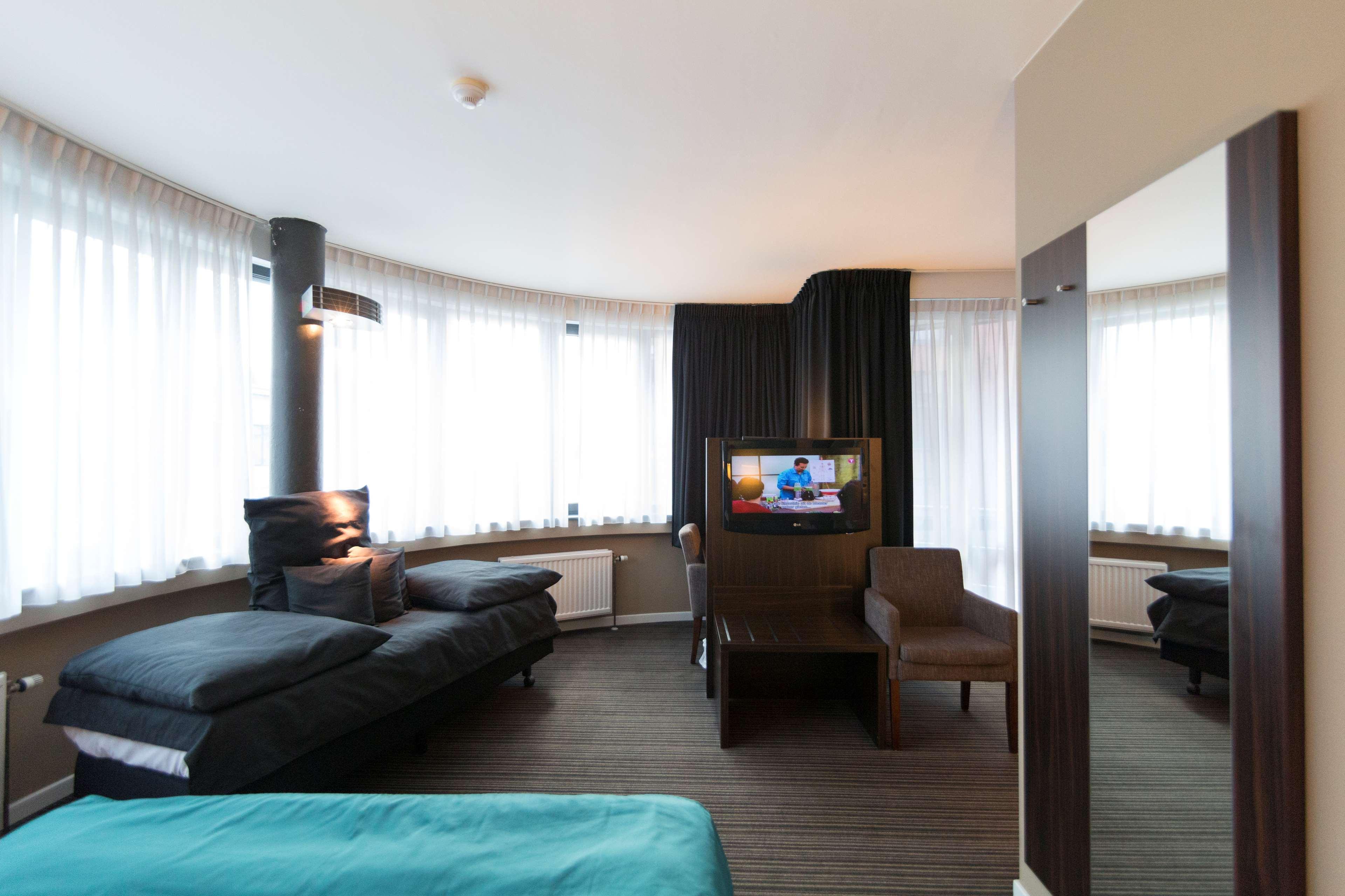 Docklands Hotel 3*