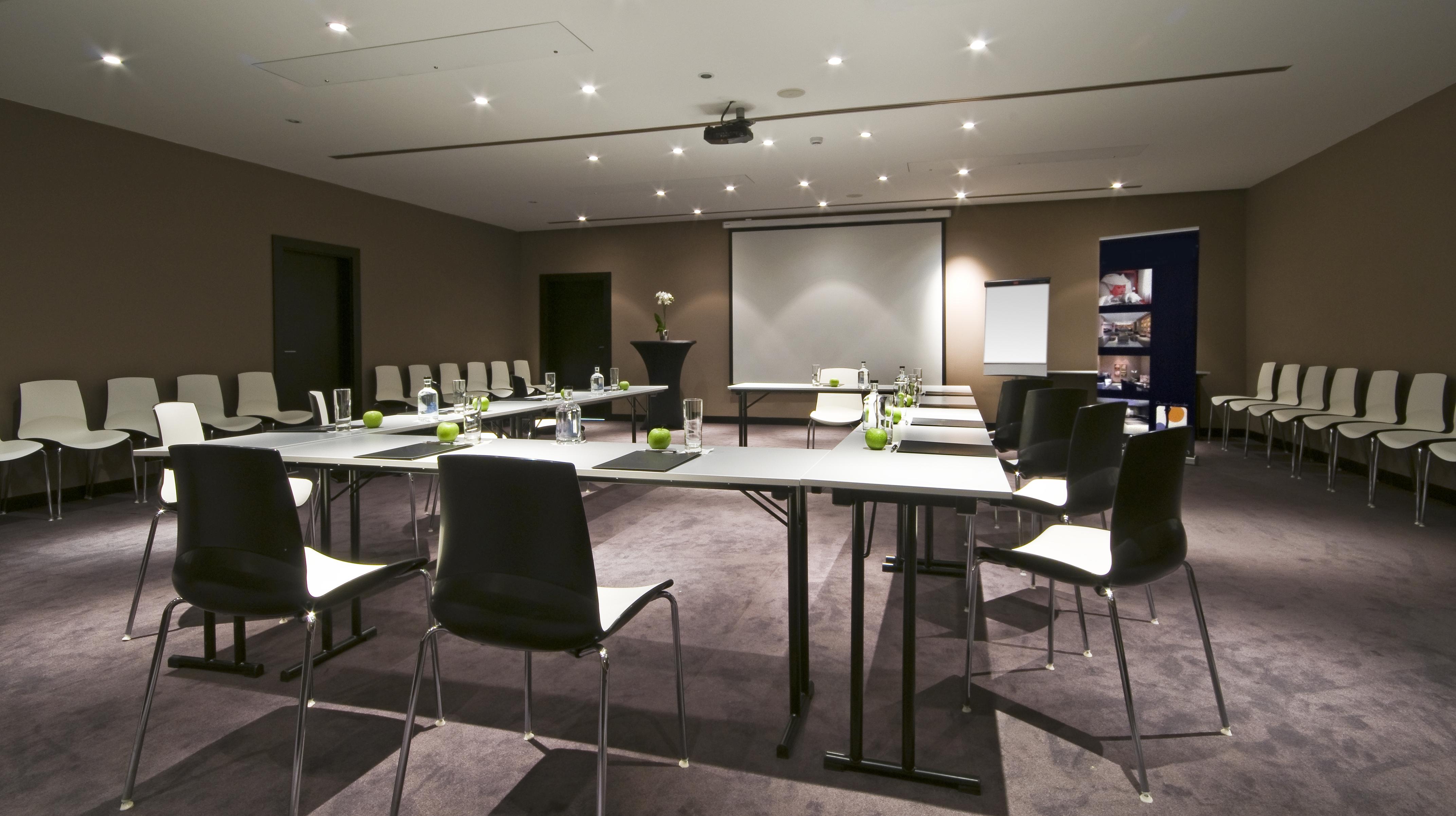 Tryp By Wyndham Hotel Antwerp