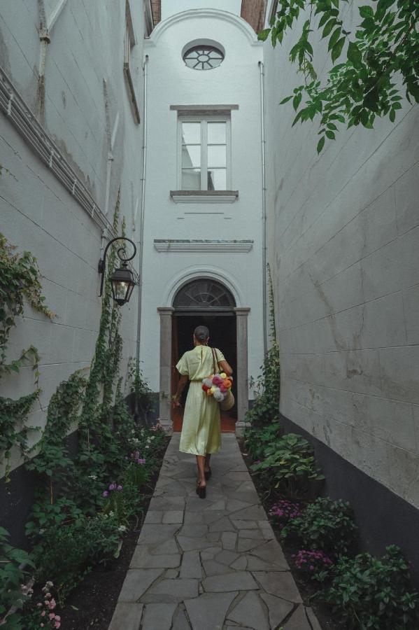 Hotel Flora *