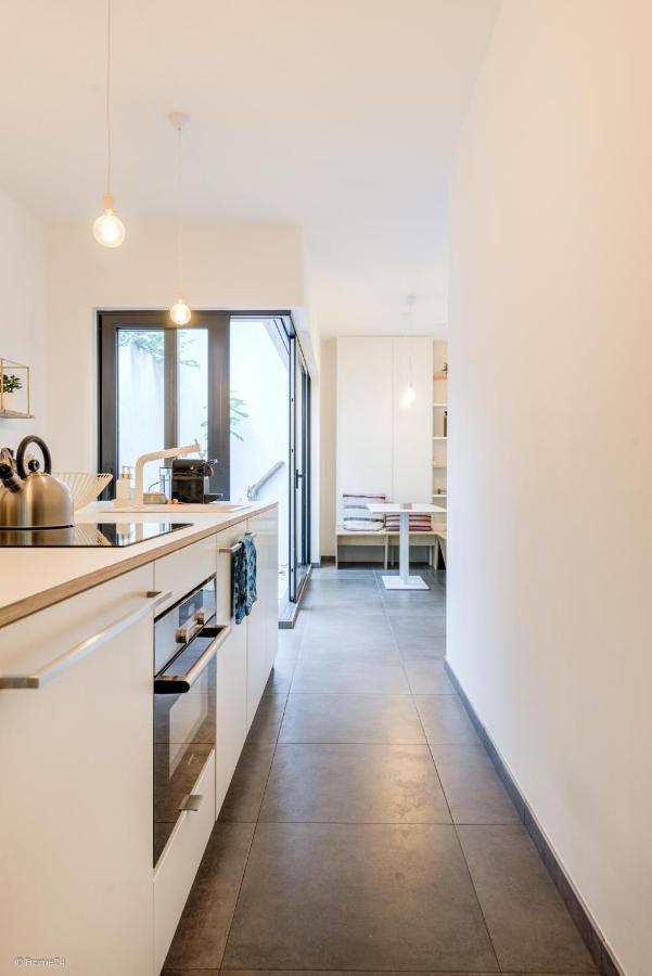 Stylishly Furnished Private In A Vibrant Area Antwerp