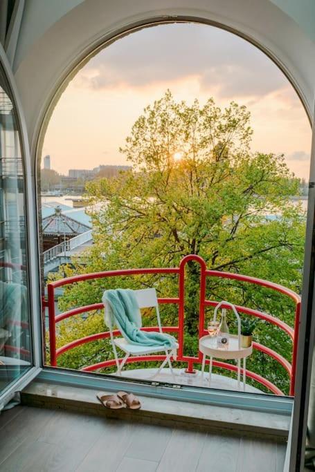 Beautiful City With A Great River View * Antwerp