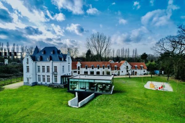 Kasteel Boterlaerhof Villa *