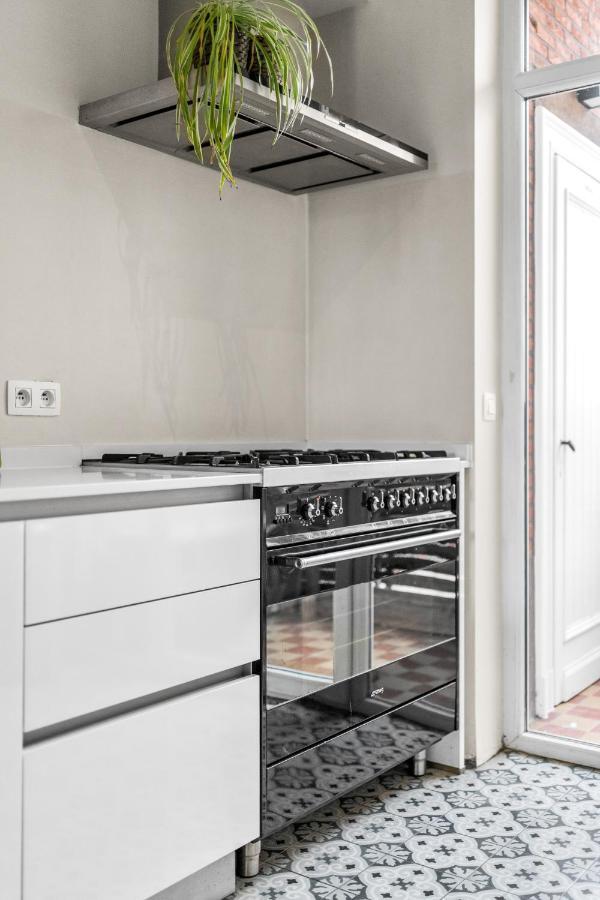Luxurious Modern In - Breakfast Included *
