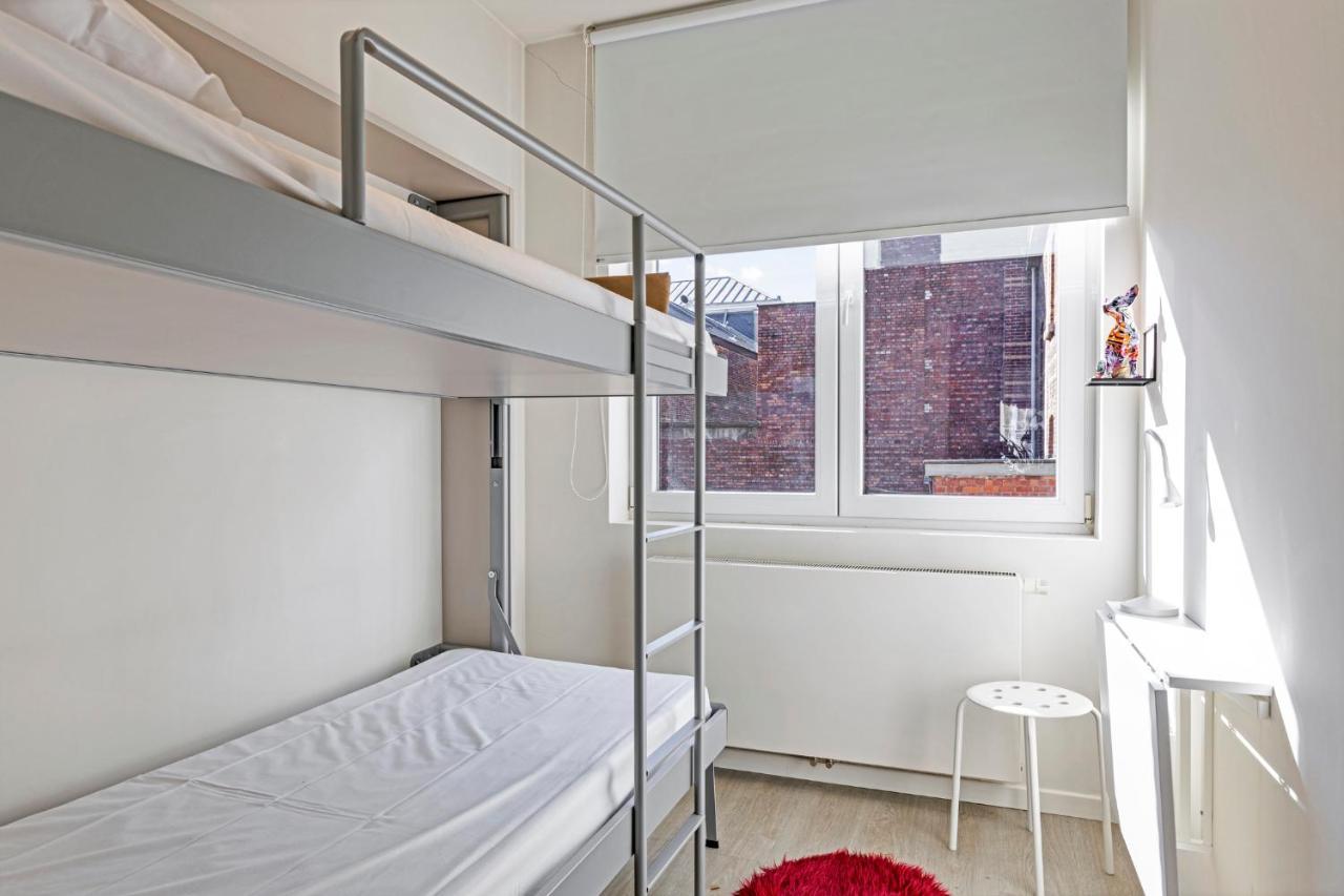 Located Cozy Next To Kmska Apartment