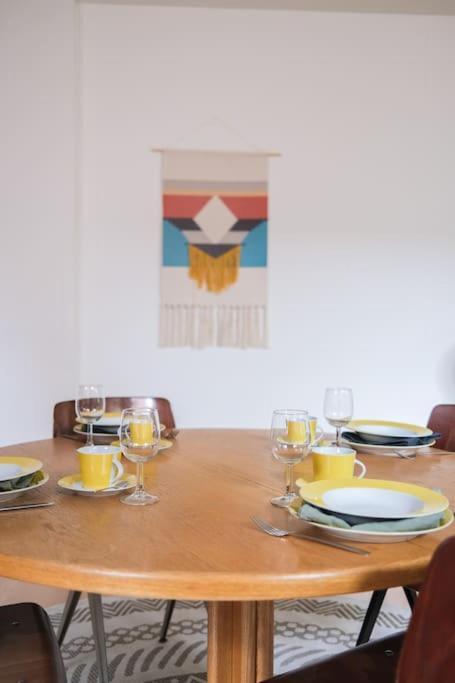 Apartment Local In Charming Zuid Area *