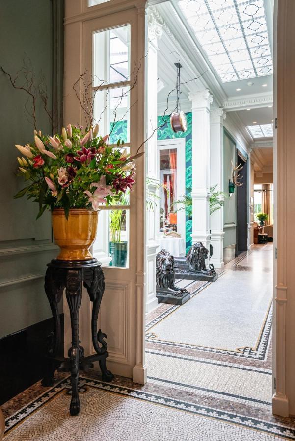 Cabosse, Boutique Palace &