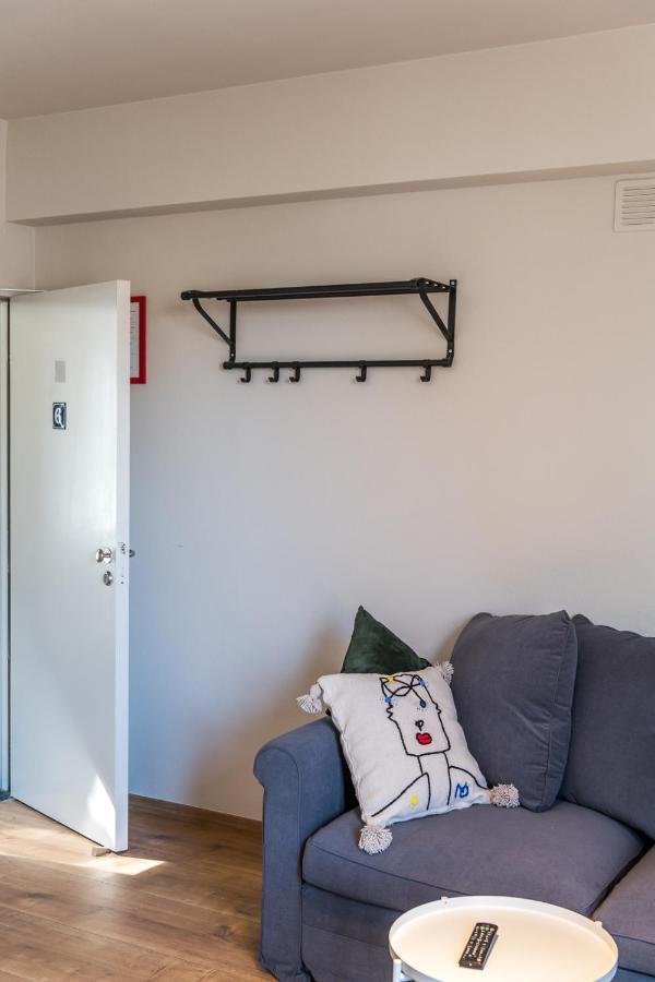 Japie - In The Heart Of Apartment