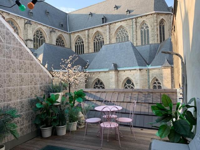 Bright & Cozy Duplex Studio - Free Parking In August Apartment
