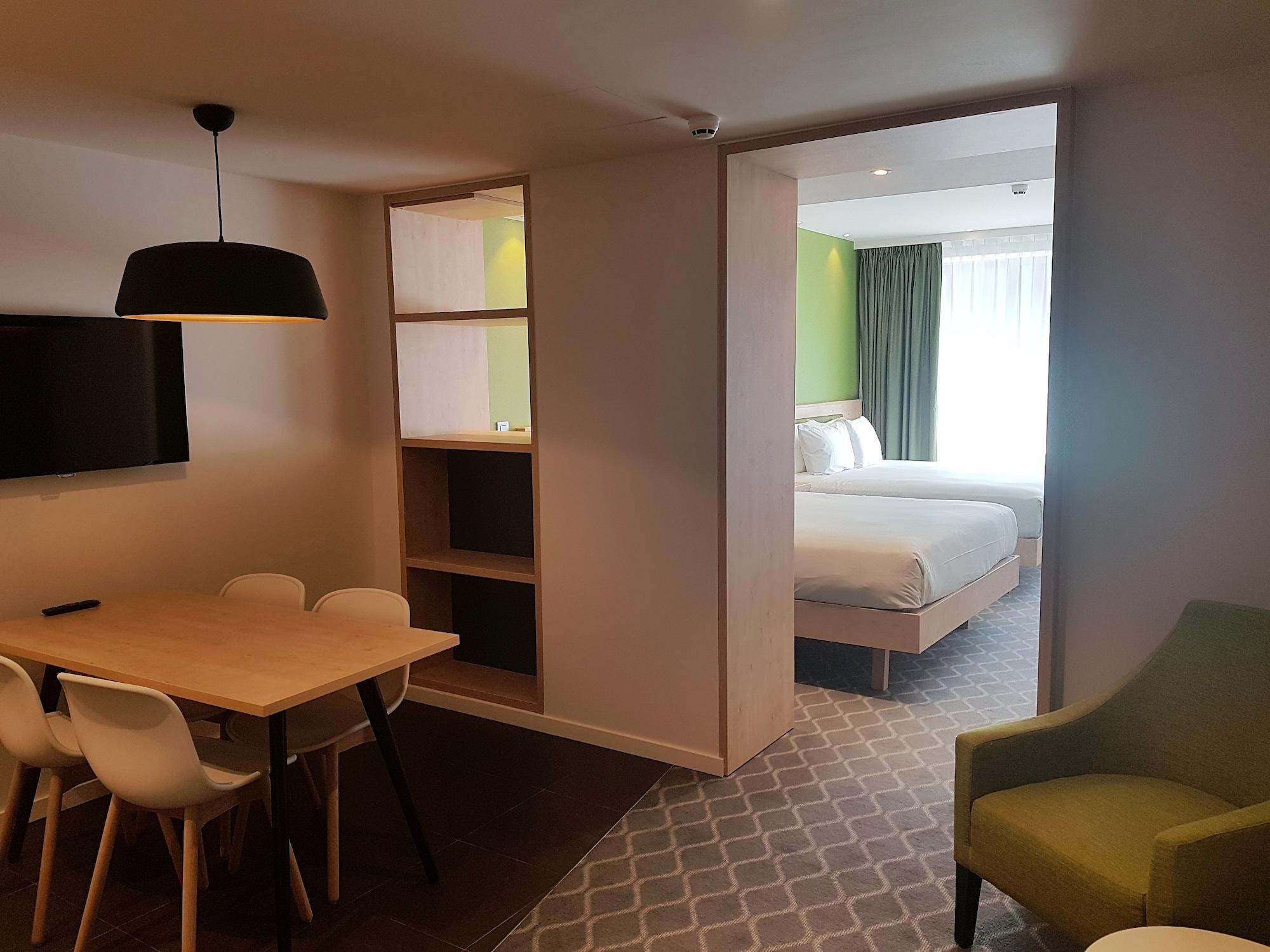 Hotel Hampton By Hilton Station 3*