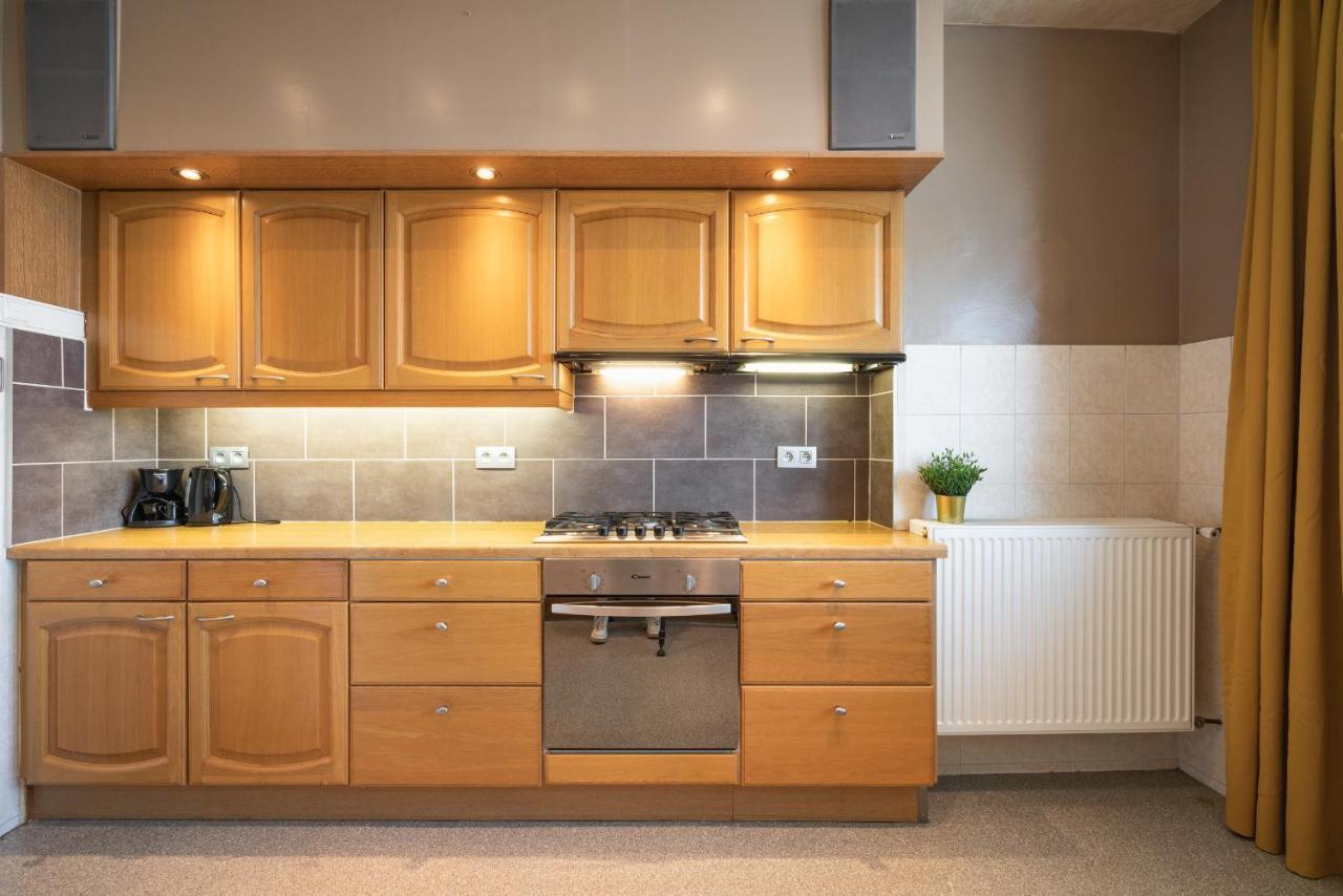 Large Center Apartment *