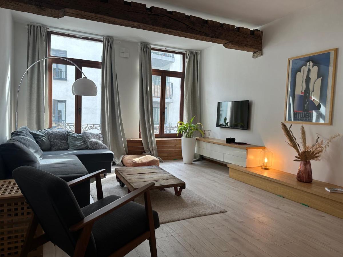 Charming And Cosy In The Old Town Apartment *