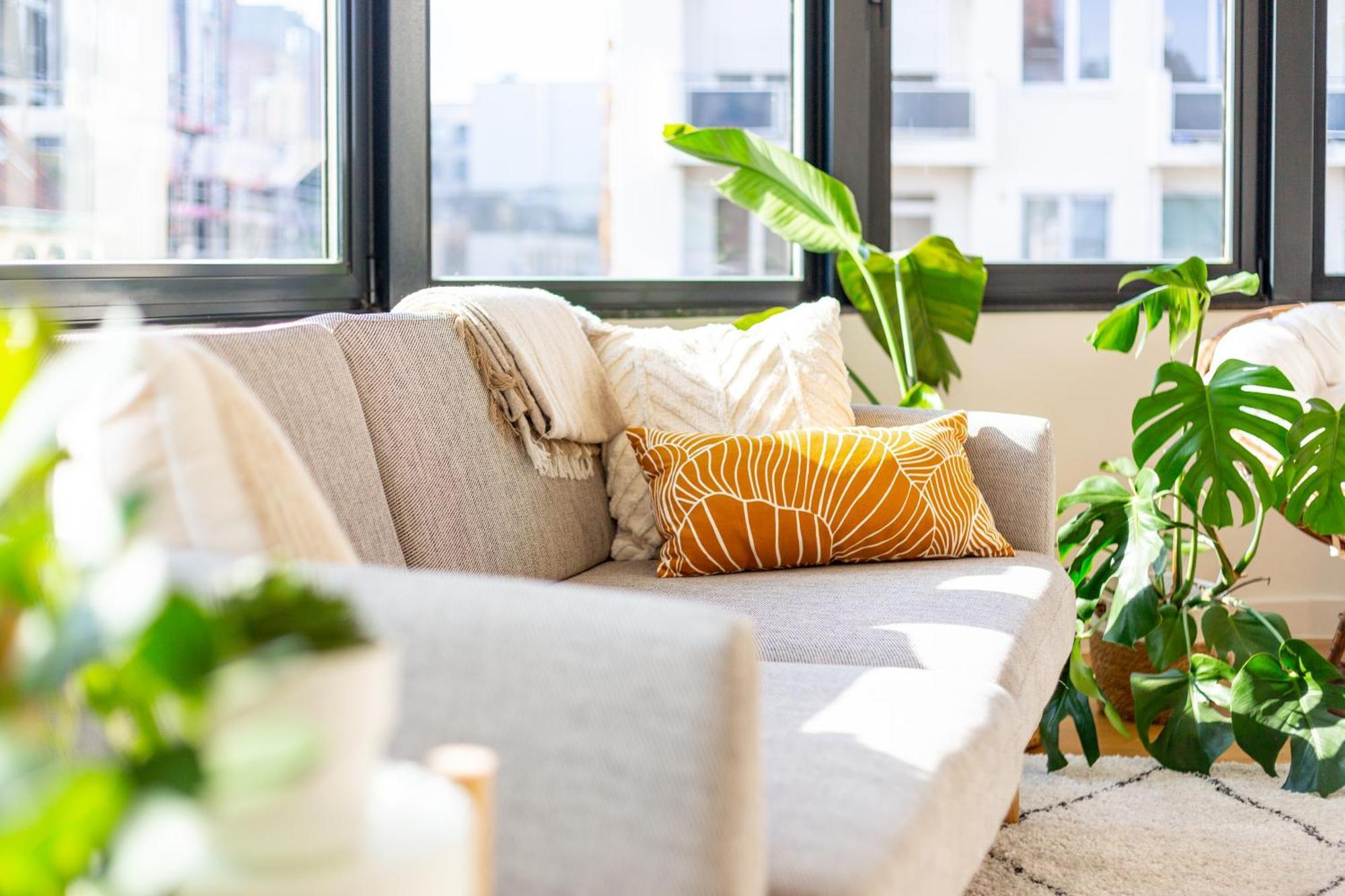 Apartment Private Penthouse With Unique View - *
