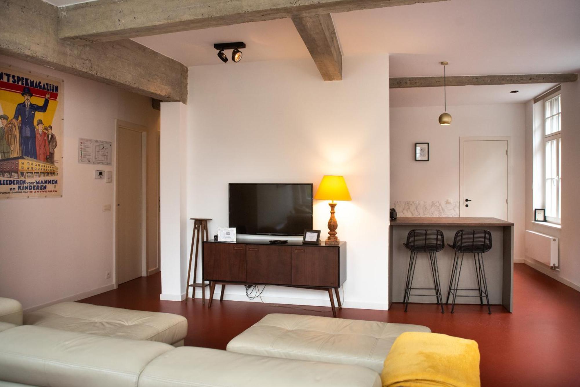 Light And Airy On Top Location - Industria In Historical Center * Antwerp