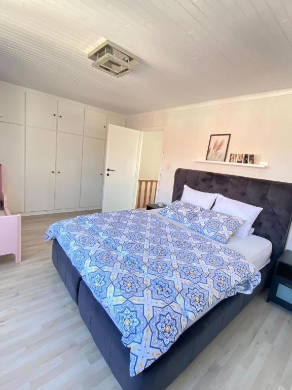 Big Sunset 2 Bedroom House With A Garden * Antwerp