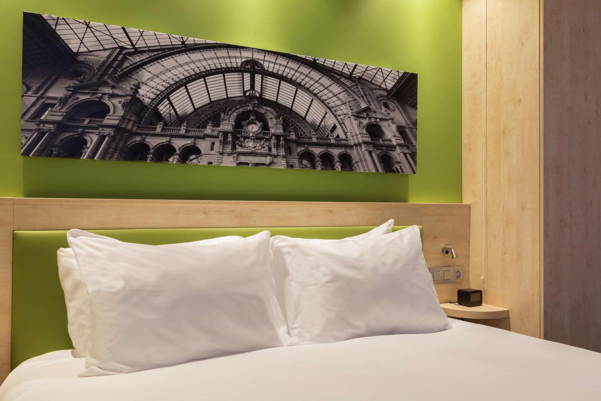 Hotel Hampton By Hilton Station Antwerp