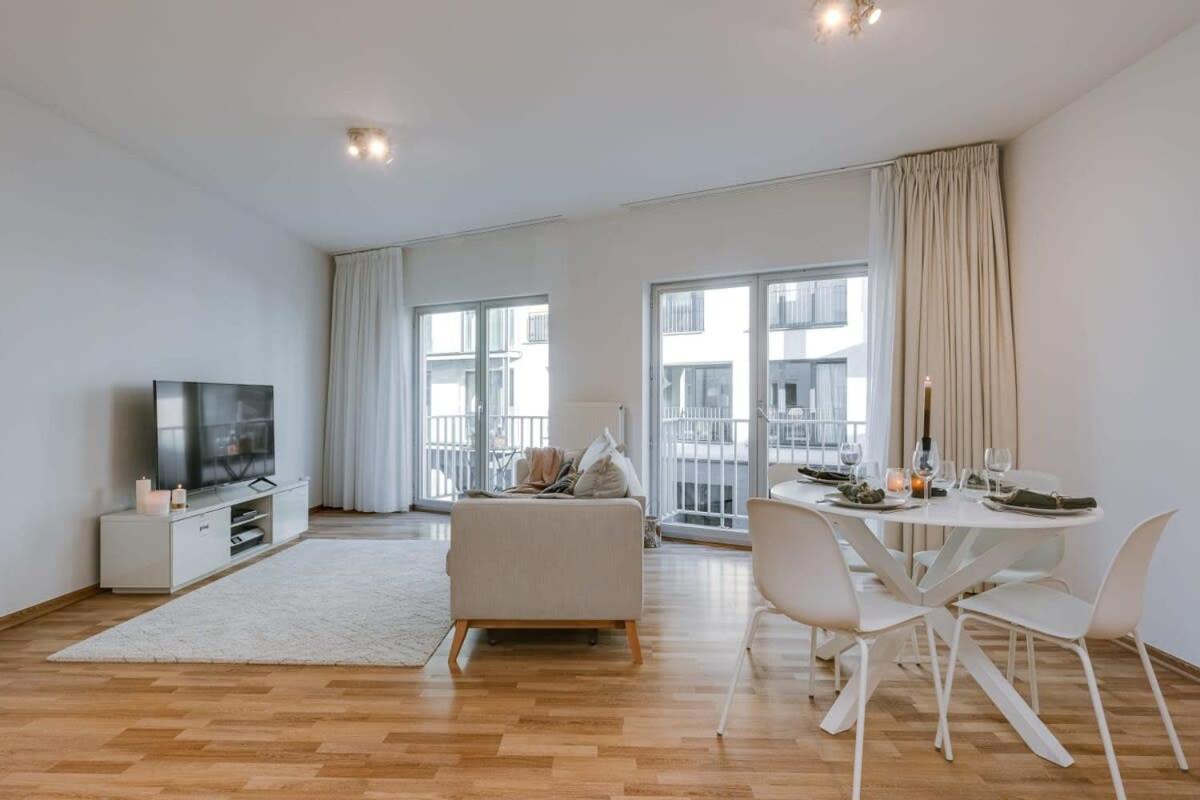 Appartement Stylish With Terrace And Balcony Antwerpen