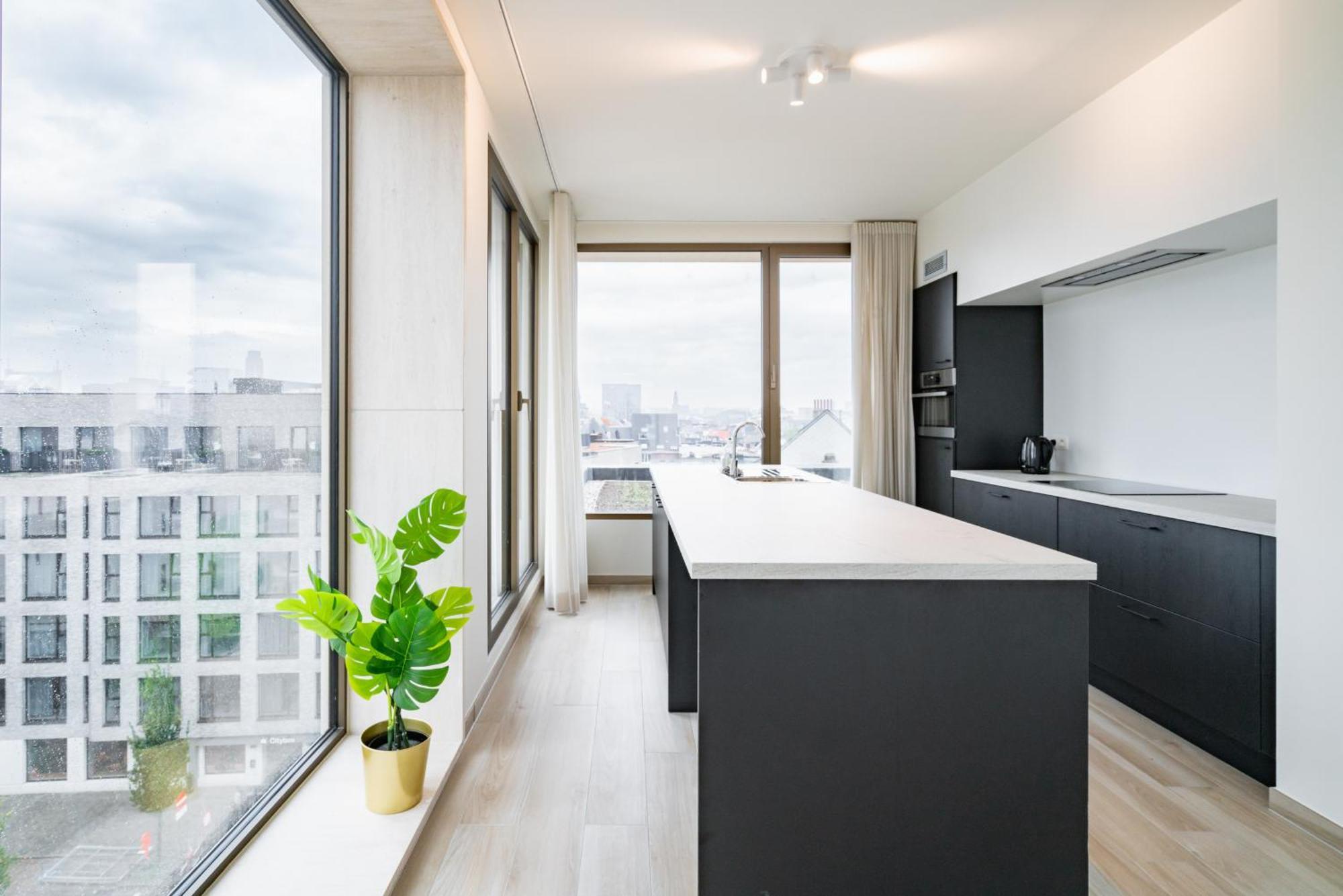 Opera Square In Centre Apartment