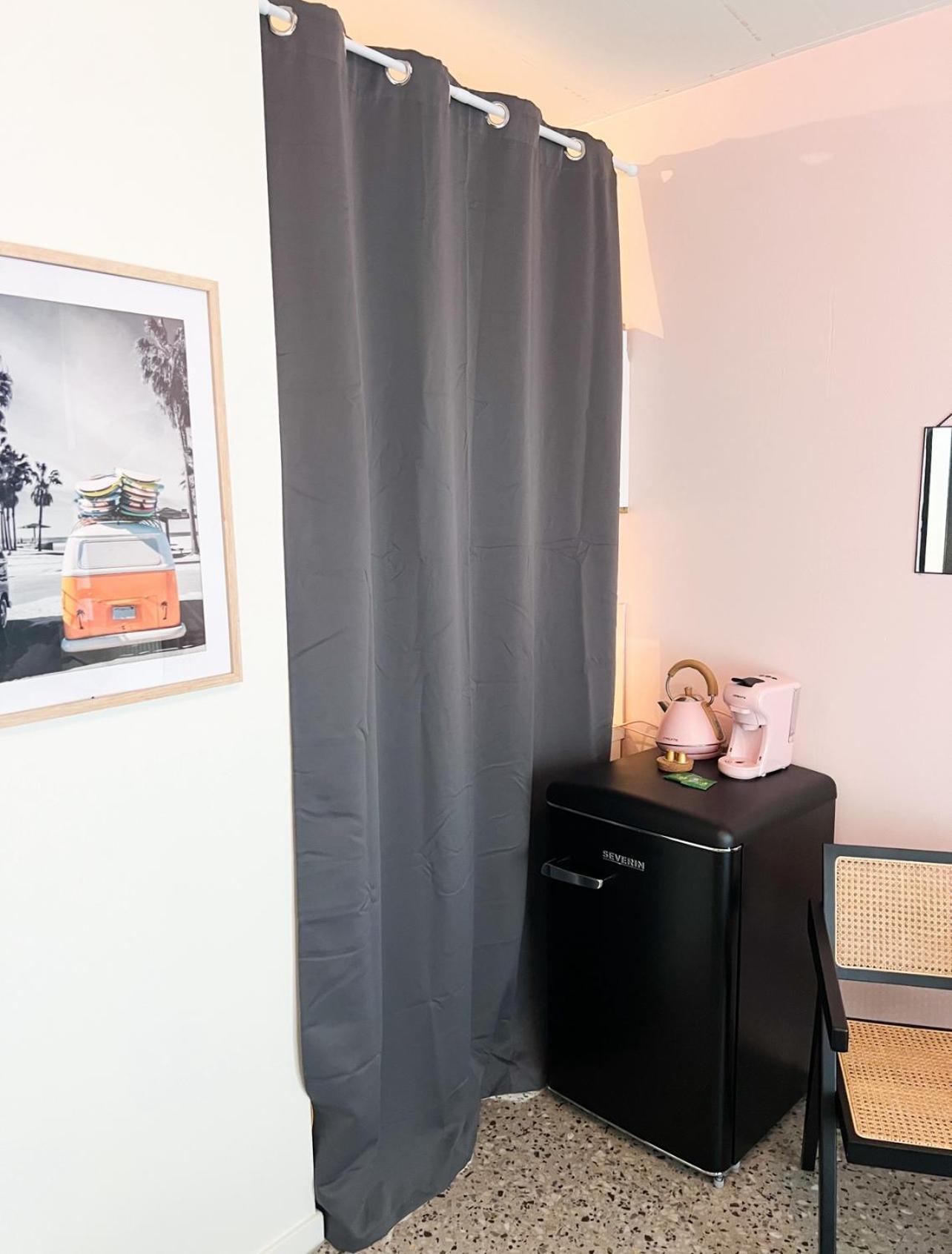 Studio's Apartment *