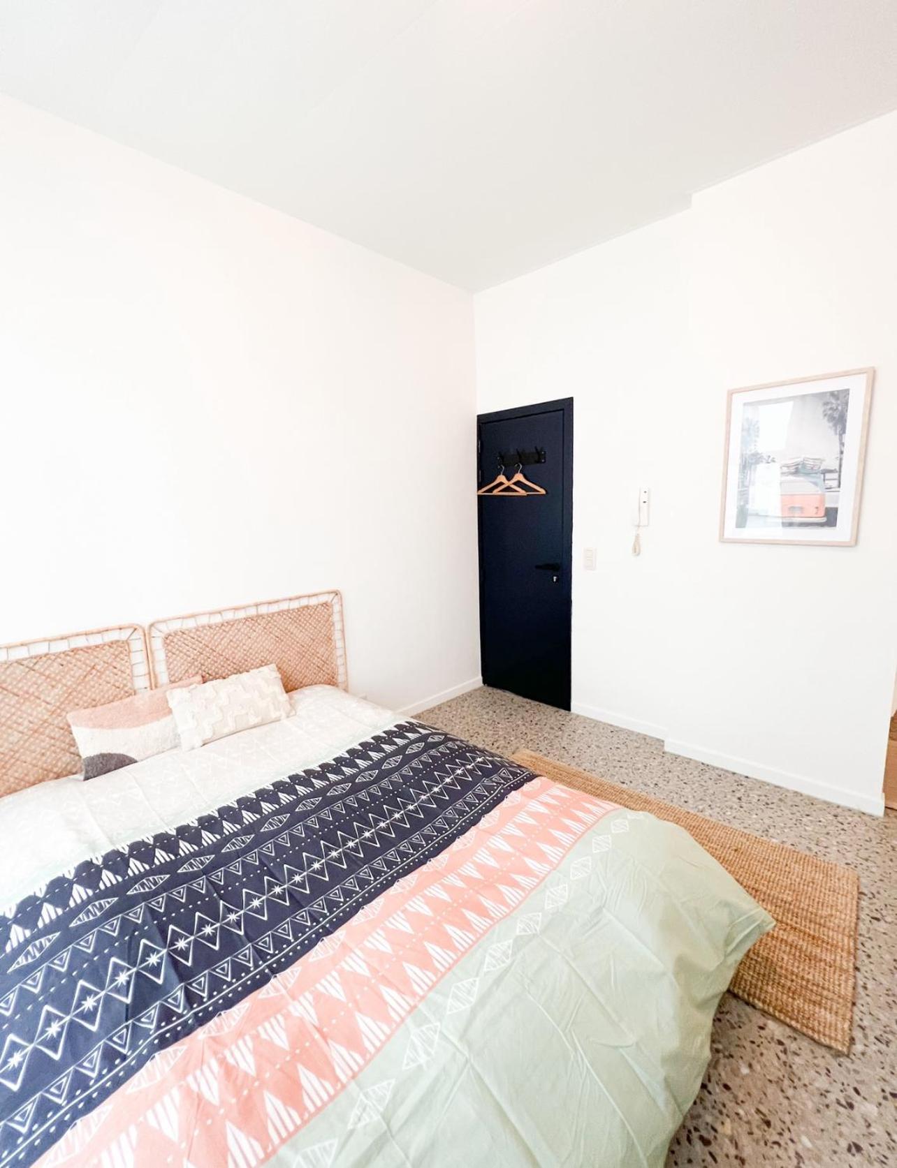 Studio's Apartment *