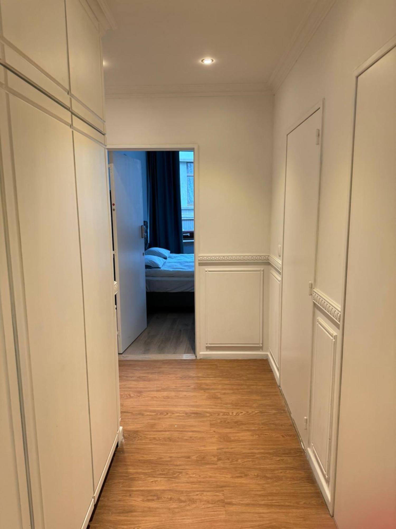 Two Bedroom Loft In The Center By The Meir Antwerp