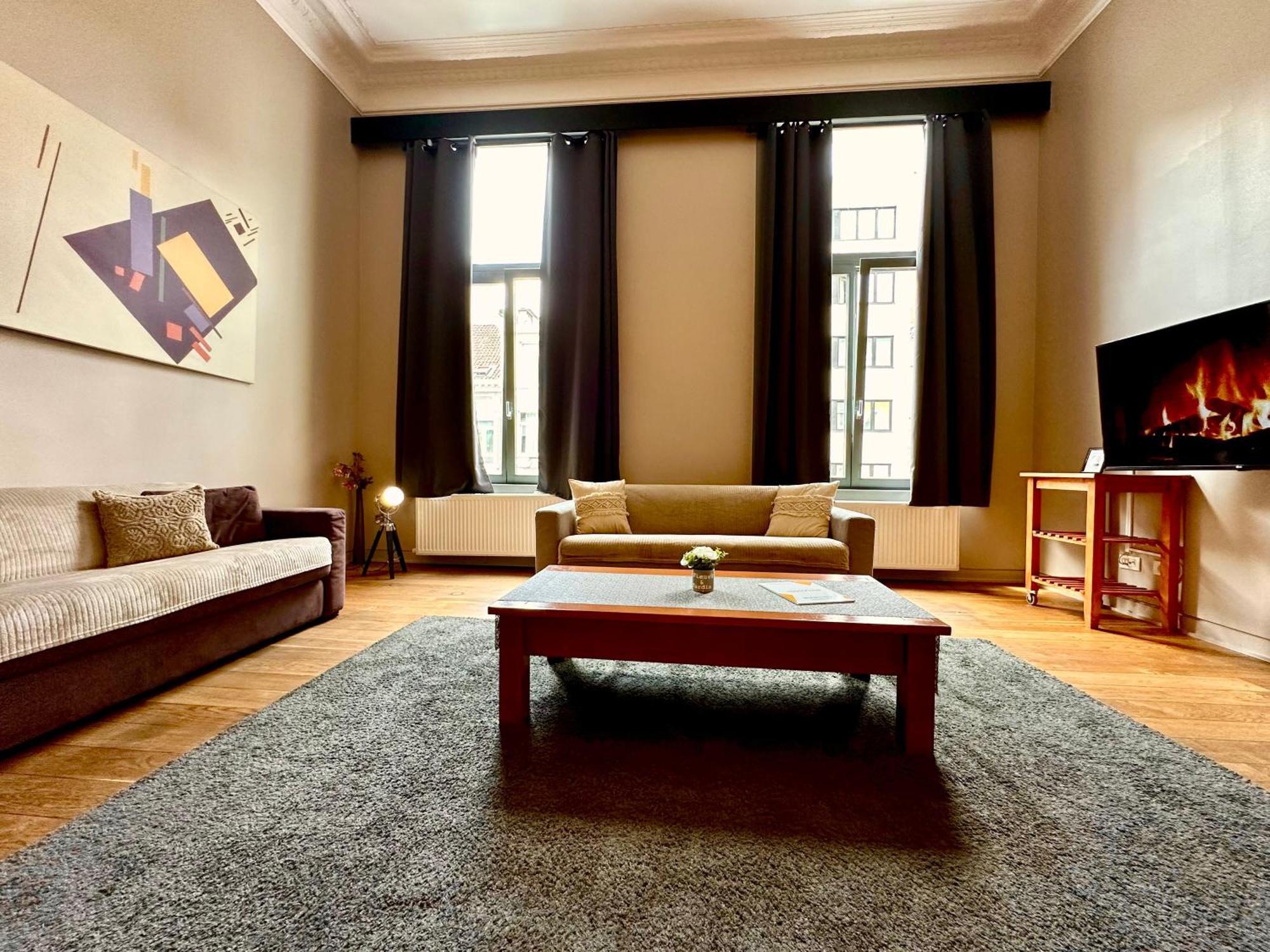 Luxury Castel By Rikas Appartement