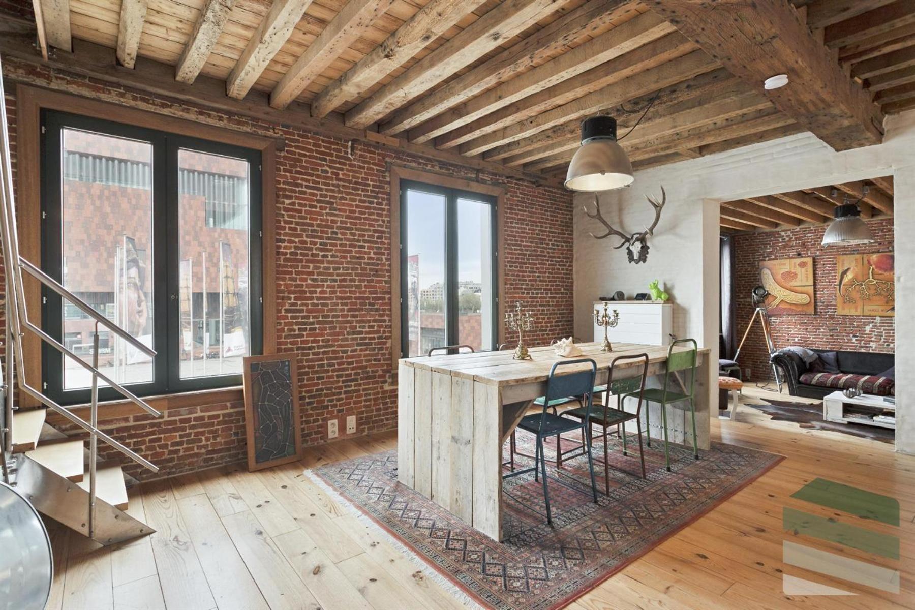 Apartment Re-claimed Loft